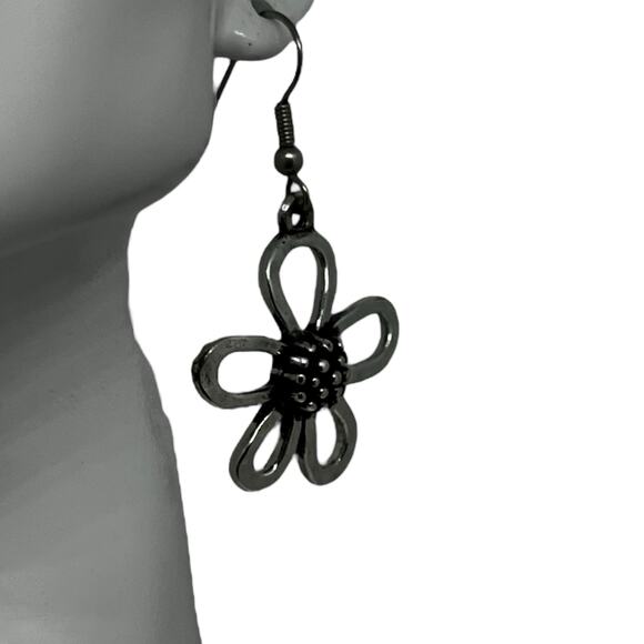Silver Daisy Flower Earring - Boho Dangle Drop - Open Petal Design - Y2K Style - Picture 2 of 6